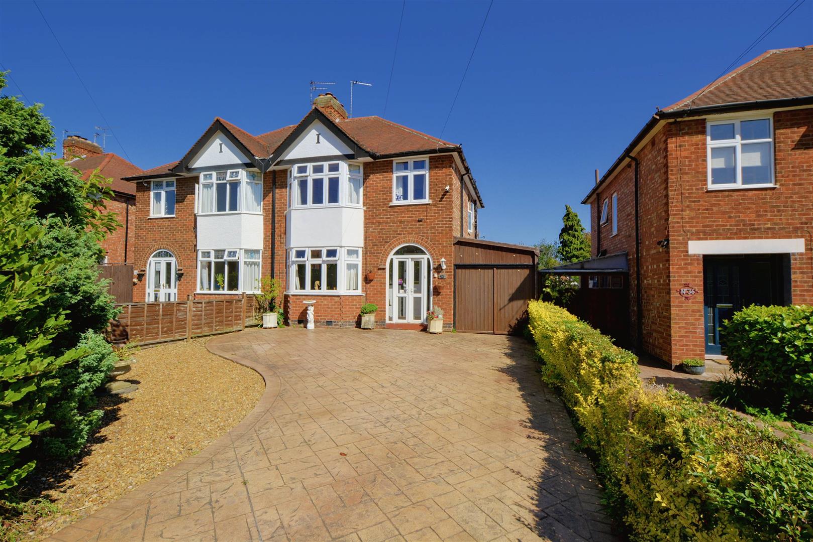 Woodland Grove, Beeston, Nottingham Robert Ellis Estate Agents